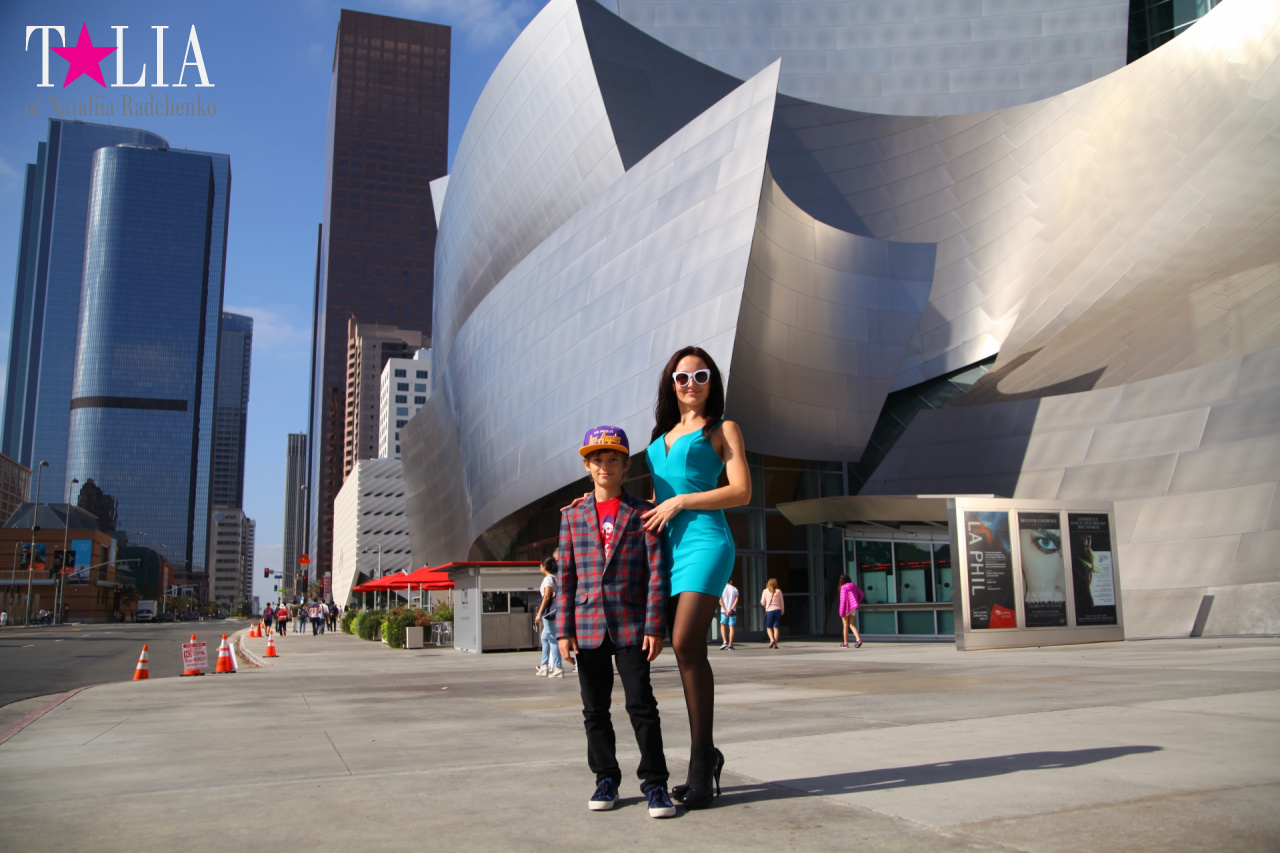 Downtown Los Angeles + Sign LAX (California)